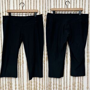 Nike Black Dry-Fit Running Athletic Workout Capri Legging Pants XL